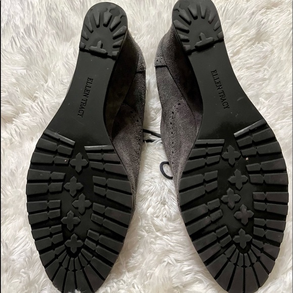 Ellen Tracy Charcoal Gray Suede Leather Lace Up Wedge Womens Wingtip Oxfords - Picture 3 of 7